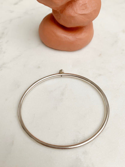 Silver Bangle with Diamond